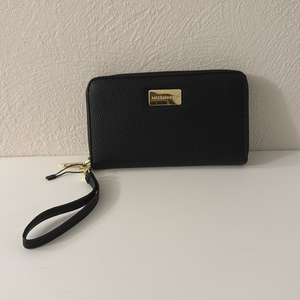 Liz Claiborne Wallet